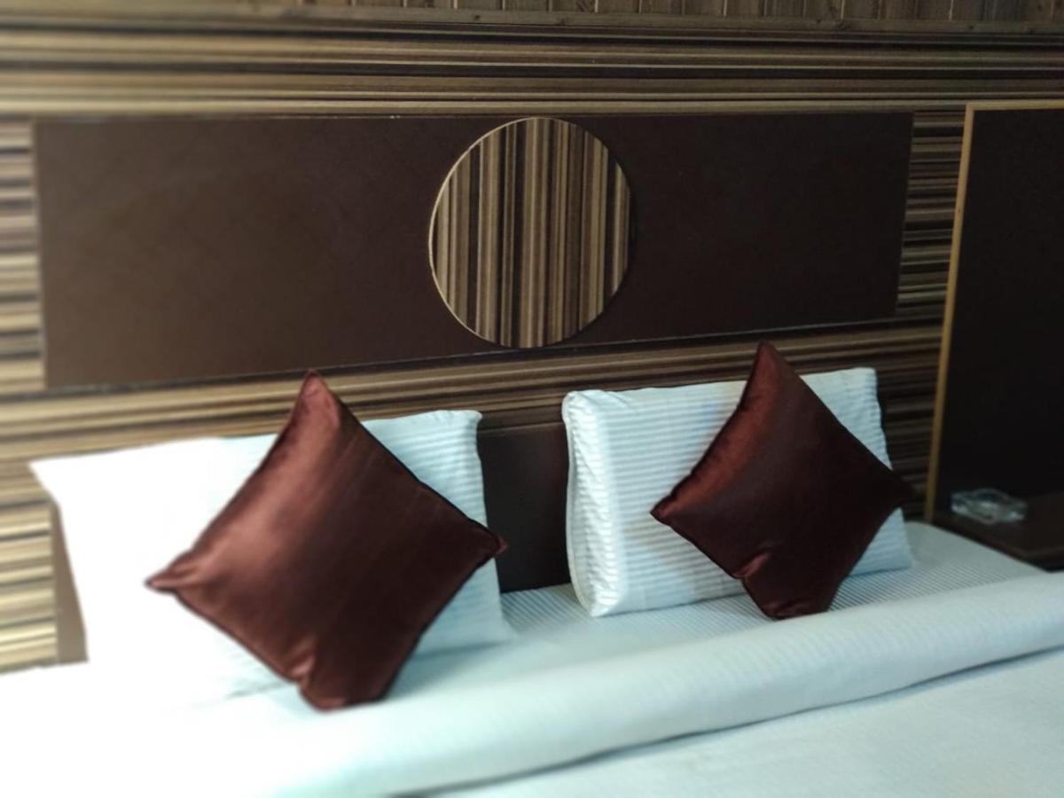 Hotel Pardesi Haridwār Eksteriør billede