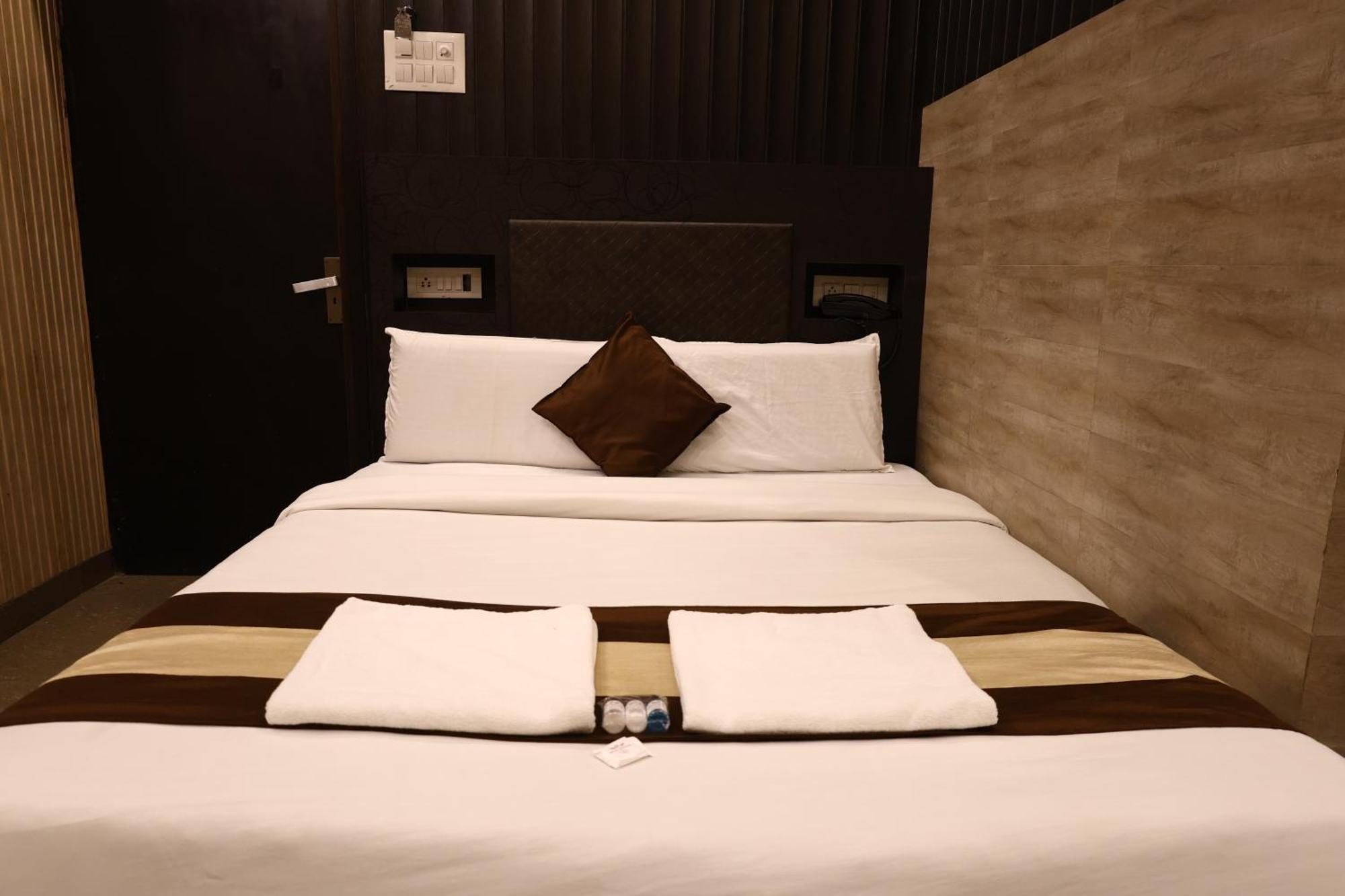 Hotel Pardesi Haridwār Eksteriør billede