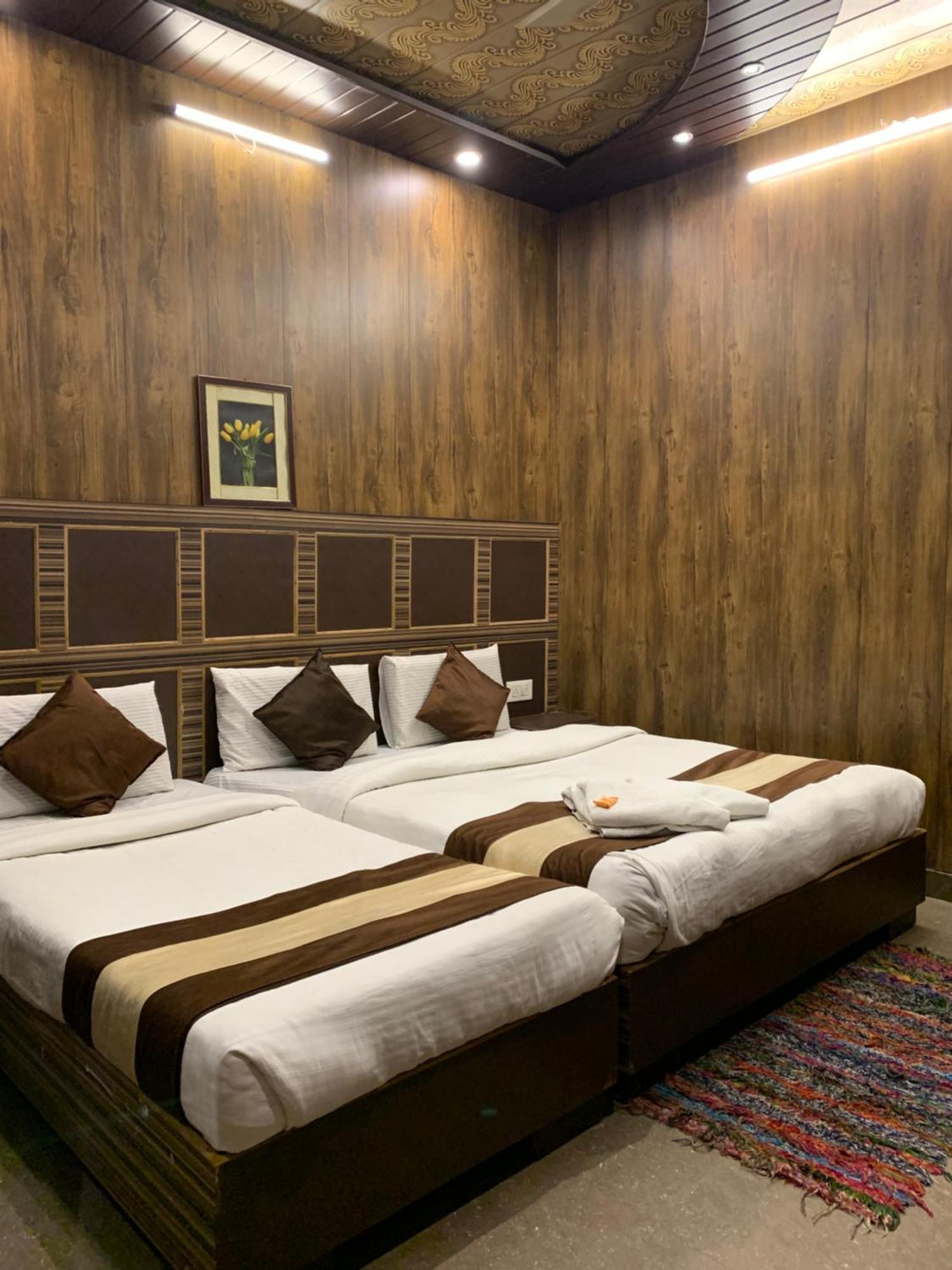 Hotel Pardesi Haridwār Eksteriør billede